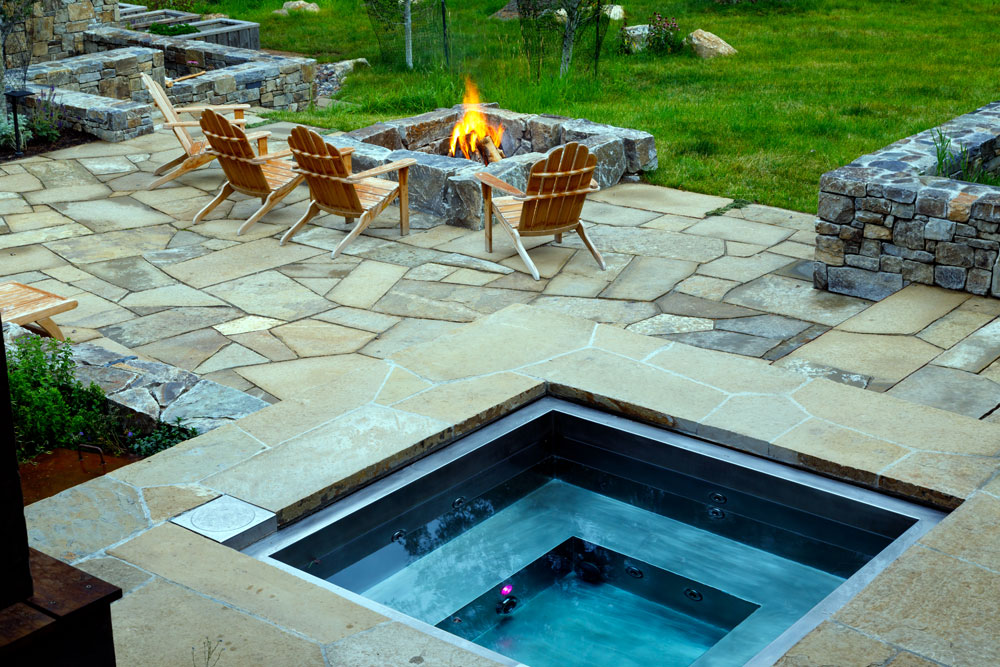 Stainless Steel Hot Tub & Spas - Custom Stainless Steel Pool | Diamond Spas